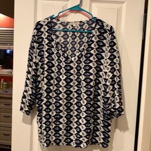 Women’s 3/4 length sleeve, rayon top-navy and white pattern size 1X